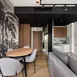 New Comfort 205 By Bookinghost شقة *
